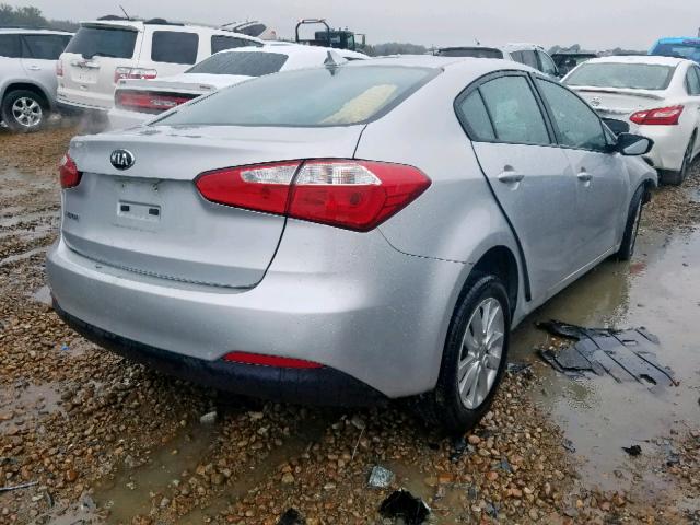 Photo 3 VIN: KNAFX4A64F5399214 - KIA FORTE LX 