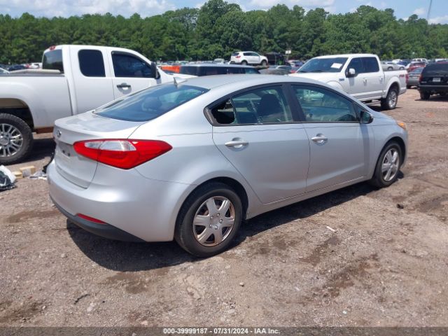 Photo 3 VIN: KNAFX4A64F5405786 - KIA FORTE 