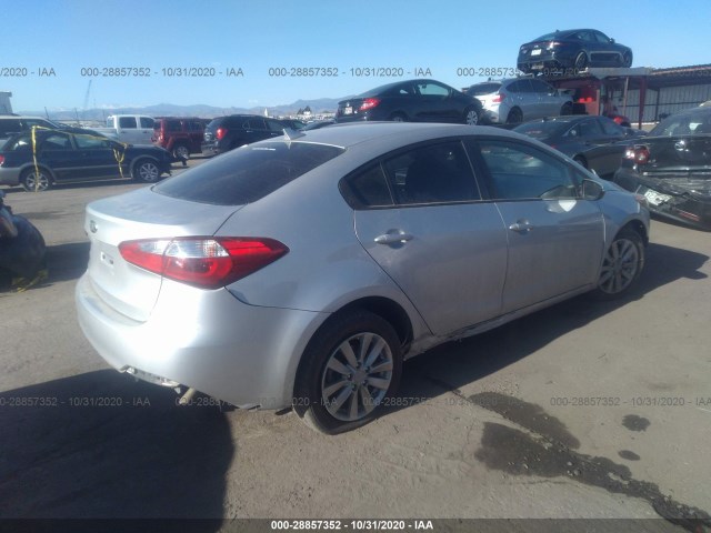 Photo 3 VIN: KNAFX4A64G5455721 - KIA FORTE 