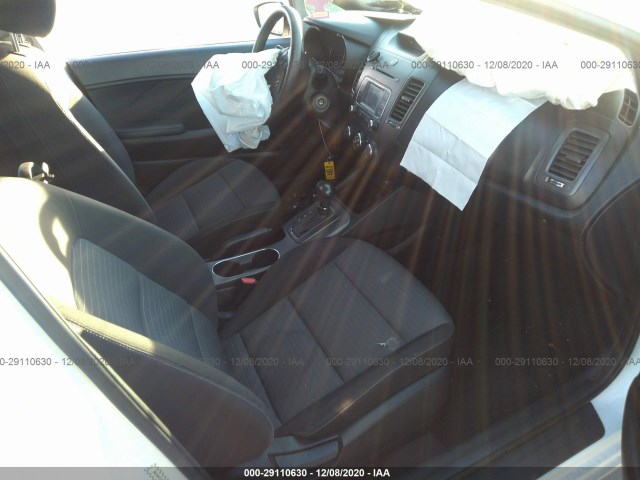 Photo 4 VIN: KNAFX4A64G5506165 - KIA FORTE 