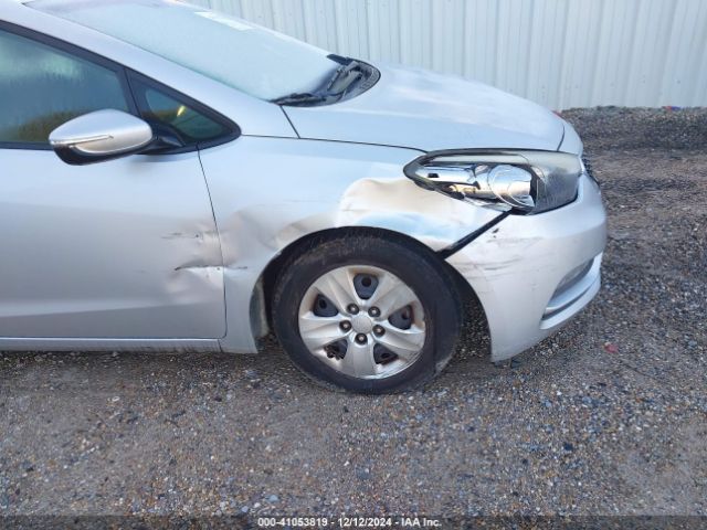 Photo 5 VIN: KNAFX4A64G5549596 - KIA FORTE 