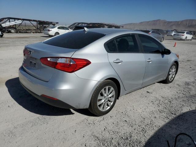 Photo 2 VIN: KNAFX4A64G5605844 - KIA FORTE 