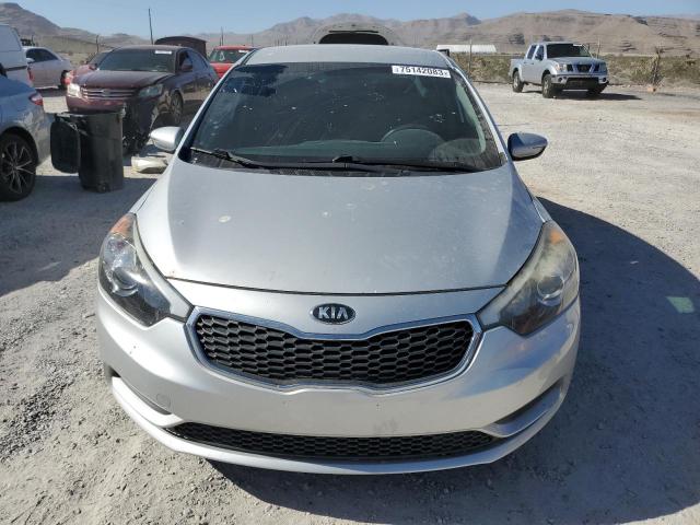 Photo 4 VIN: KNAFX4A64G5605844 - KIA FORTE 