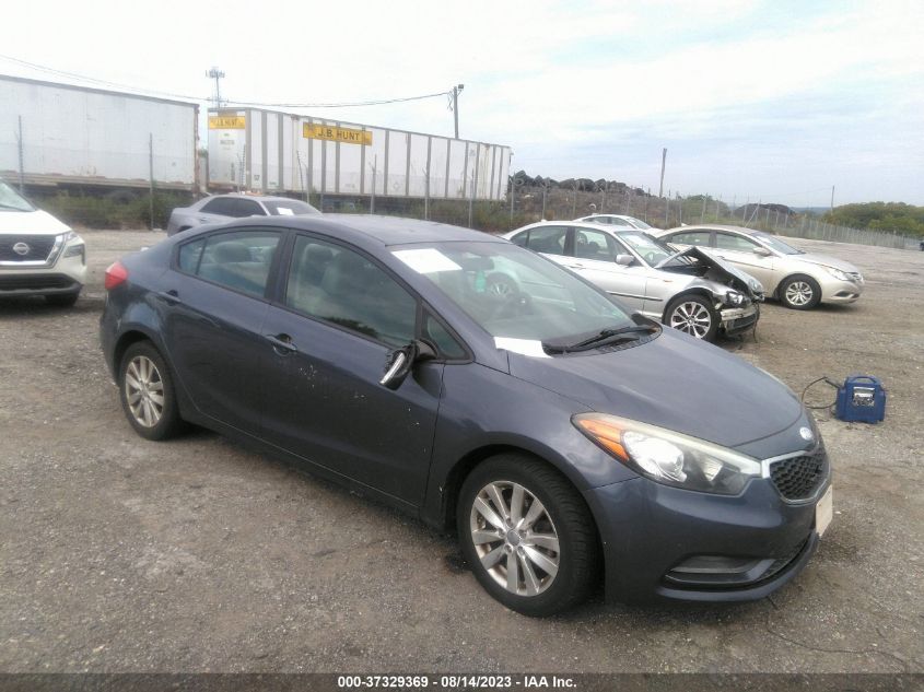 Photo 0 VIN: KNAFX4A65E5205787 - KIA FORTE 