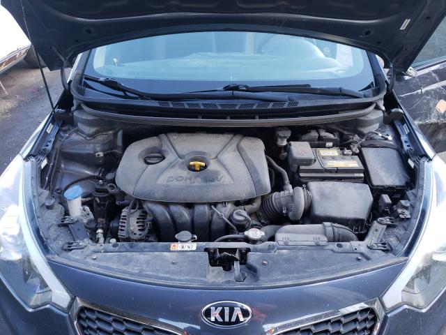 Photo 6 VIN: KNAFX4A65E5213713 - KIA FORTE LX 