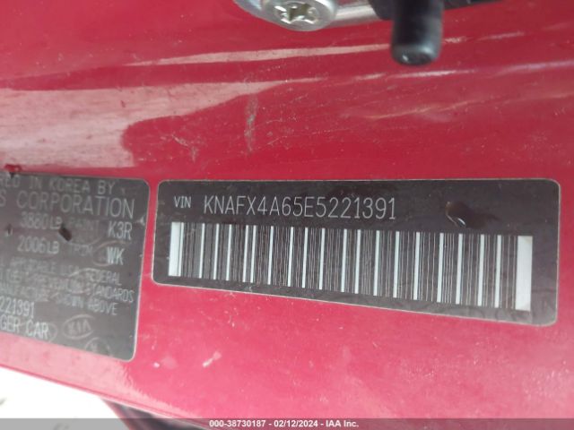 Photo 8 VIN: KNAFX4A65E5221391 - KIA FORTE 