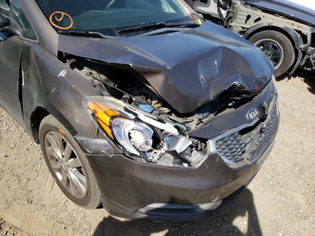 Photo 8 VIN: KNAFX4A65E5233587 - KIA FORTE LX 