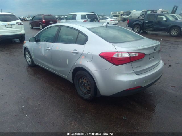 Photo 2 VIN: KNAFX4A65F5335442 - KIA FORTE 