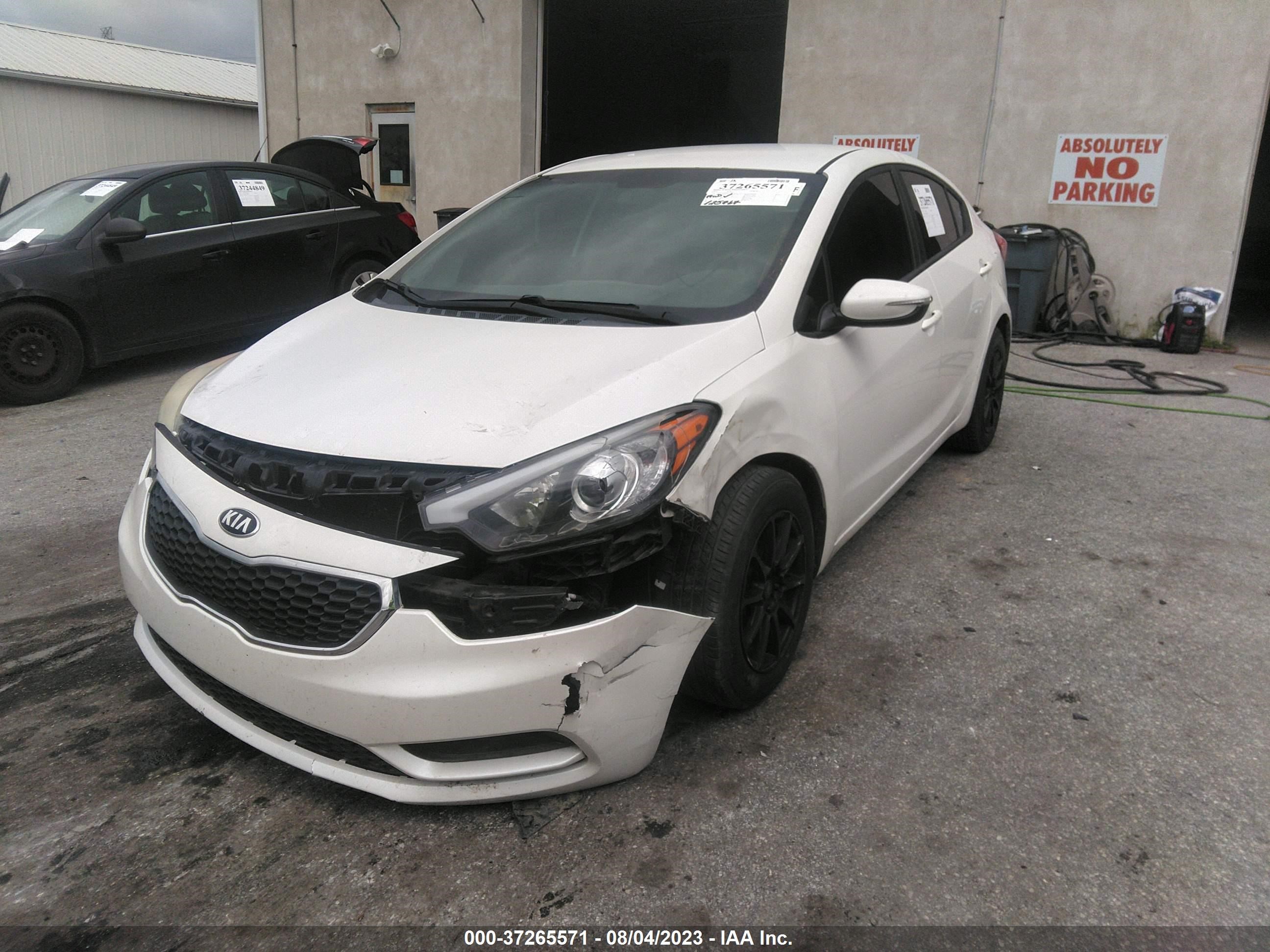 Photo 5 VIN: KNAFX4A65F5375861 - KIA FORTE 