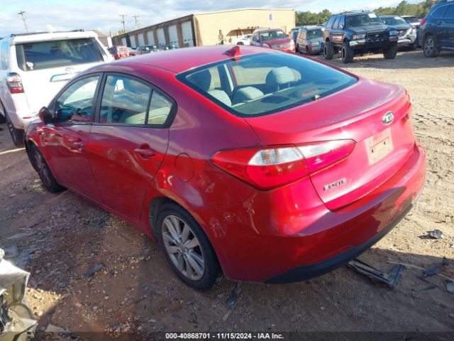 Photo 2 VIN: KNAFX4A65F5398931 - KIA FORTE 