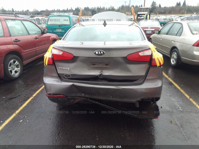 Photo 5 VIN: KNAFX4A65G5439172 - KIA FORTE 