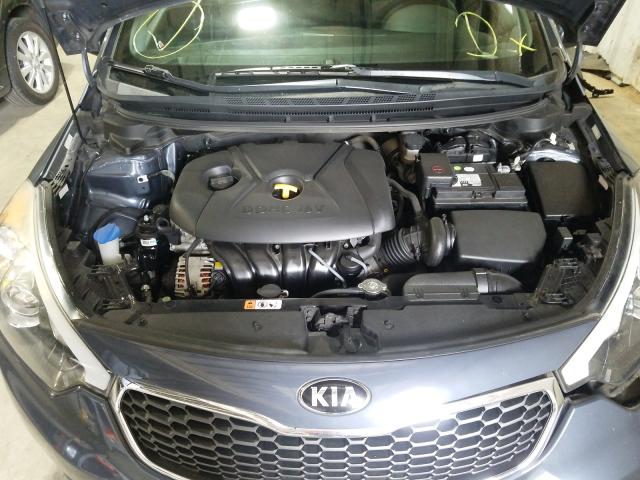 Photo 6 VIN: KNAFX4A65G5441598 - KIA FORTE LX 