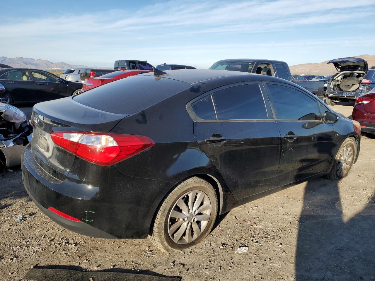 Photo 2 VIN: KNAFX4A65G5446297 - KIA FORTE 