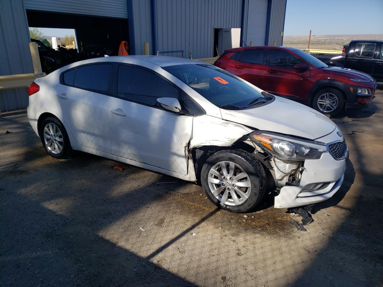 Photo 3 VIN: KNAFX4A65G5453749 - KIA FORTE 