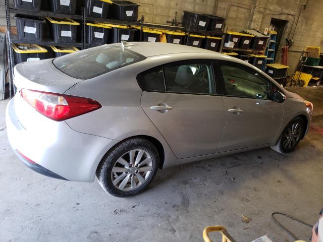 Photo 2 VIN: KNAFX4A65G5457347 - KIA FORTE LX 