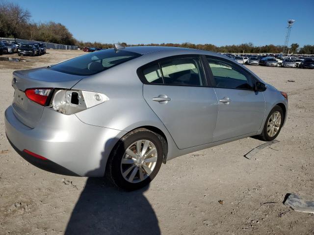 Photo 2 VIN: KNAFX4A65G5507888 - KIA FORTE 