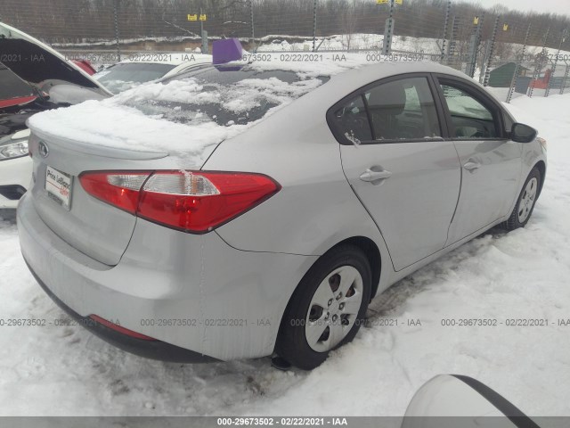 Photo 3 VIN: KNAFX4A65G5528059 - KIA FORTE 