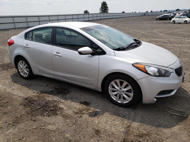 Photo 3 VIN: KNAFX4A65G5578301 - KIA FORTE LX 