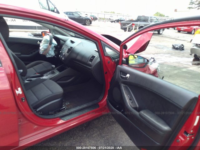 Photo 4 VIN: KNAFX4A65G5594661 - KIA FORTE 