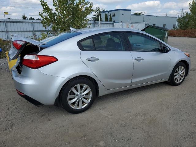 Photo 2 VIN: KNAFX4A66E5108176 - KIA FORTE LX 