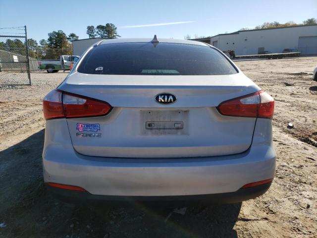 Photo 5 VIN: KNAFX4A66E5126113 - KIA FORTE LX 