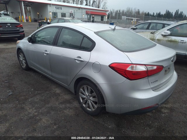 Photo 2 VIN: KNAFX4A66E5161332 - KIA FORTE 