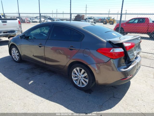 Photo 2 VIN: KNAFX4A66E5208424 - KIA FORTE 