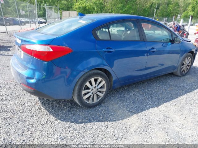 Photo 3 VIN: KNAFX4A66E5225109 - KIA FORTE 