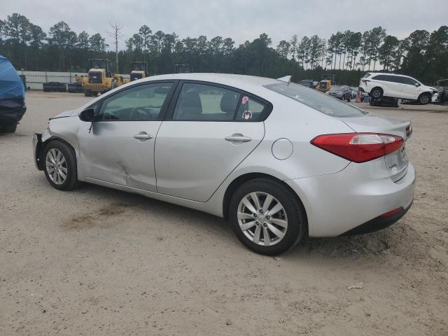 Photo 1 VIN: KNAFX4A66E5235560 - KIA FORTE LX 