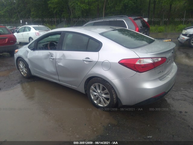 Photo 2 VIN: KNAFX4A66F5274506 - KIA FORTE 