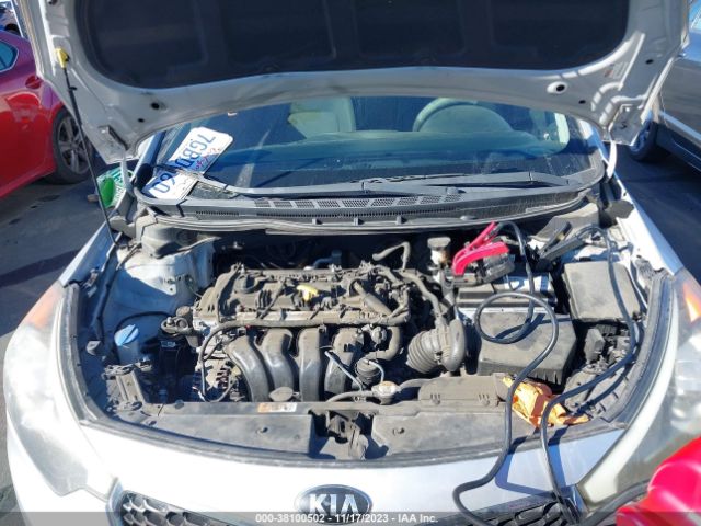 Photo 9 VIN: KNAFX4A66F5287174 - KIA FORTE 