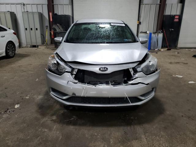 Photo 4 VIN: KNAFX4A66F5297767 - KIA FORTE LX 