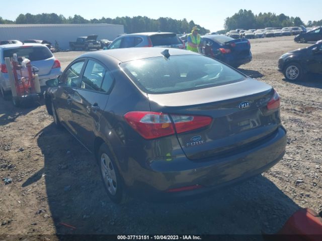 Photo 2 VIN: KNAFX4A66F5349947 - KIA FORTE 