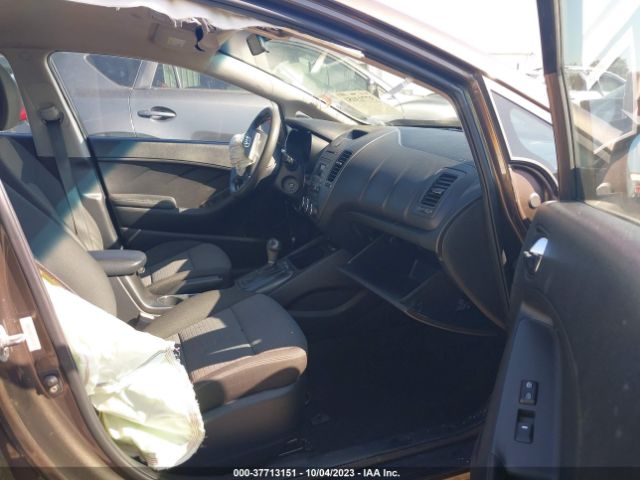 Photo 4 VIN: KNAFX4A66F5349947 - KIA FORTE 