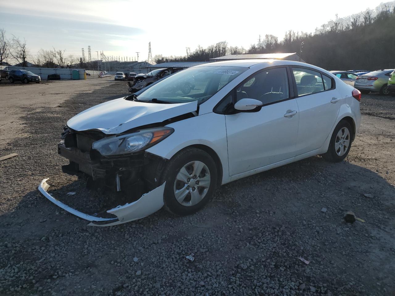 Photo 0 VIN: KNAFX4A66F5351617 - KIA FORTE 