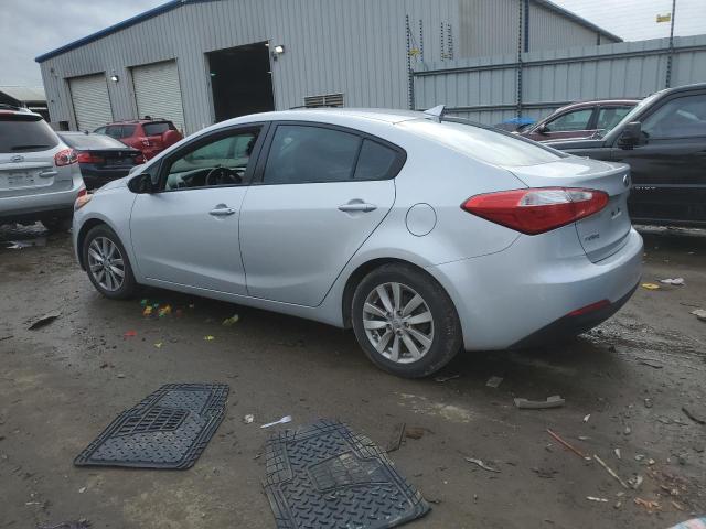 Photo 1 VIN: KNAFX4A66F5353657 - KIA FORTE LX 