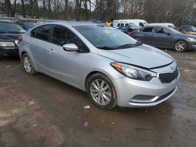 Photo 3 VIN: KNAFX4A66F5353657 - KIA FORTE LX 