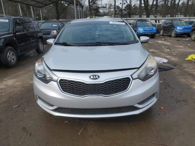 Photo 4 VIN: KNAFX4A66F5353657 - KIA FORTE LX 