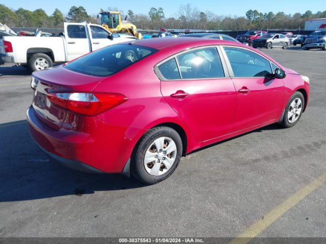 Photo 3 VIN: KNAFX4A66F5367820 - KIA FORTE 