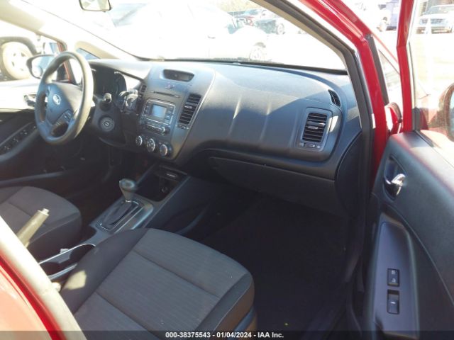 Photo 4 VIN: KNAFX4A66F5367820 - KIA FORTE 