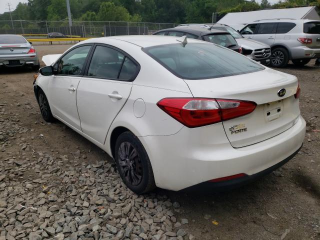 Photo 2 VIN: KNAFX4A66F5396122 - KIA FORTE LX 