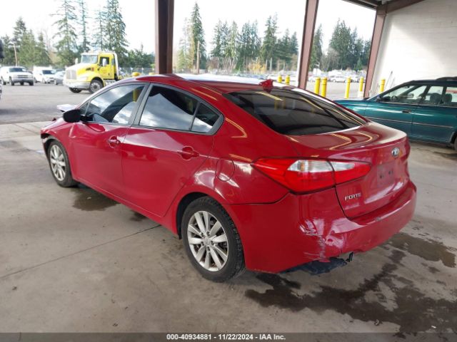 Photo 2 VIN: KNAFX4A66F5415025 - KIA FORTE 