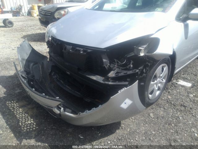 Photo 5 VIN: KNAFX4A66F5428518 - KIA FORTE 