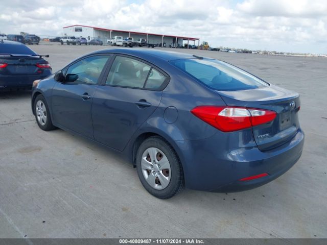 Photo 2 VIN: KNAFX4A66F5430169 - KIA FORTE 