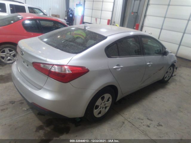 Photo 3 VIN: KNAFX4A66F5430513 - KIA FORTE 