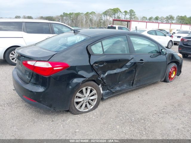 Photo 5 VIN: KNAFX4A66G5437978 - KIA FORTE 