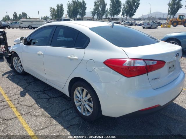 Photo 2 VIN: KNAFX4A66G5446504 - KIA FORTE 