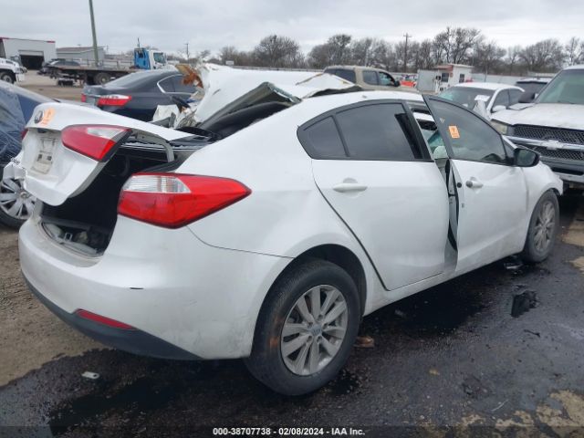 Photo 3 VIN: KNAFX4A66G5456708 - KIA FORTE 