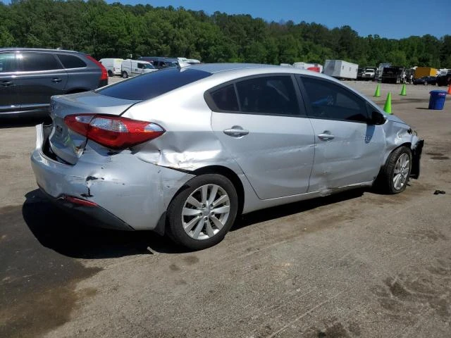 Photo 2 VIN: KNAFX4A66G5469376 - KIA FORTE LX 