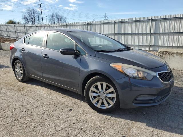 Photo 3 VIN: KNAFX4A66G5477039 - KIA FORTE LX 